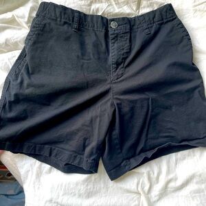 Old Navy Women’s High Rise Elastic Waist Black Chino Shorts